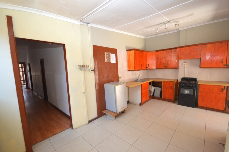 9 Bedroom Property for Sale in Quigney Eastern Cape